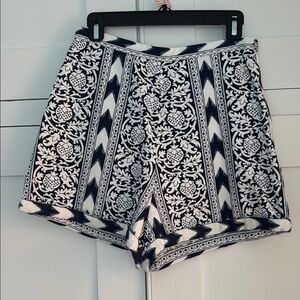 Julia Amory Kelly short navy size small